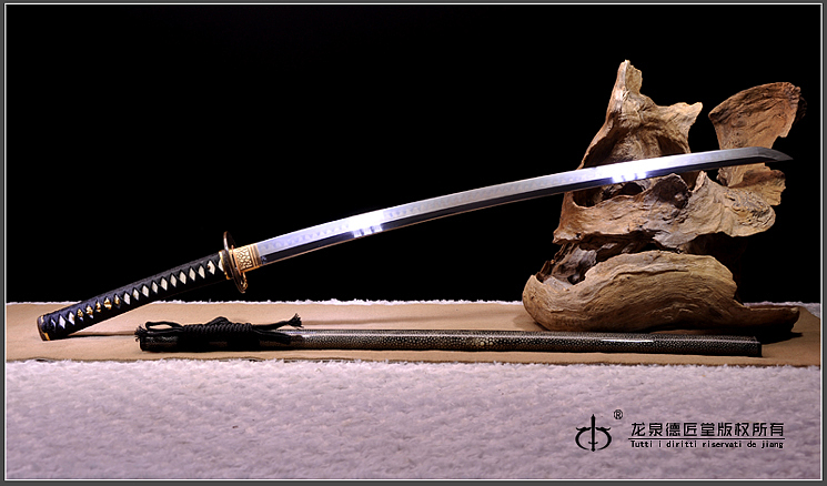龙泉刀剑-天丛云剑|上品五枚合（DJ-1378）（图ZMTUyMDMzNzY4） - 工艺品设计 - 站酷设计师德匠堂原创素材 - 站酷ZCOOL