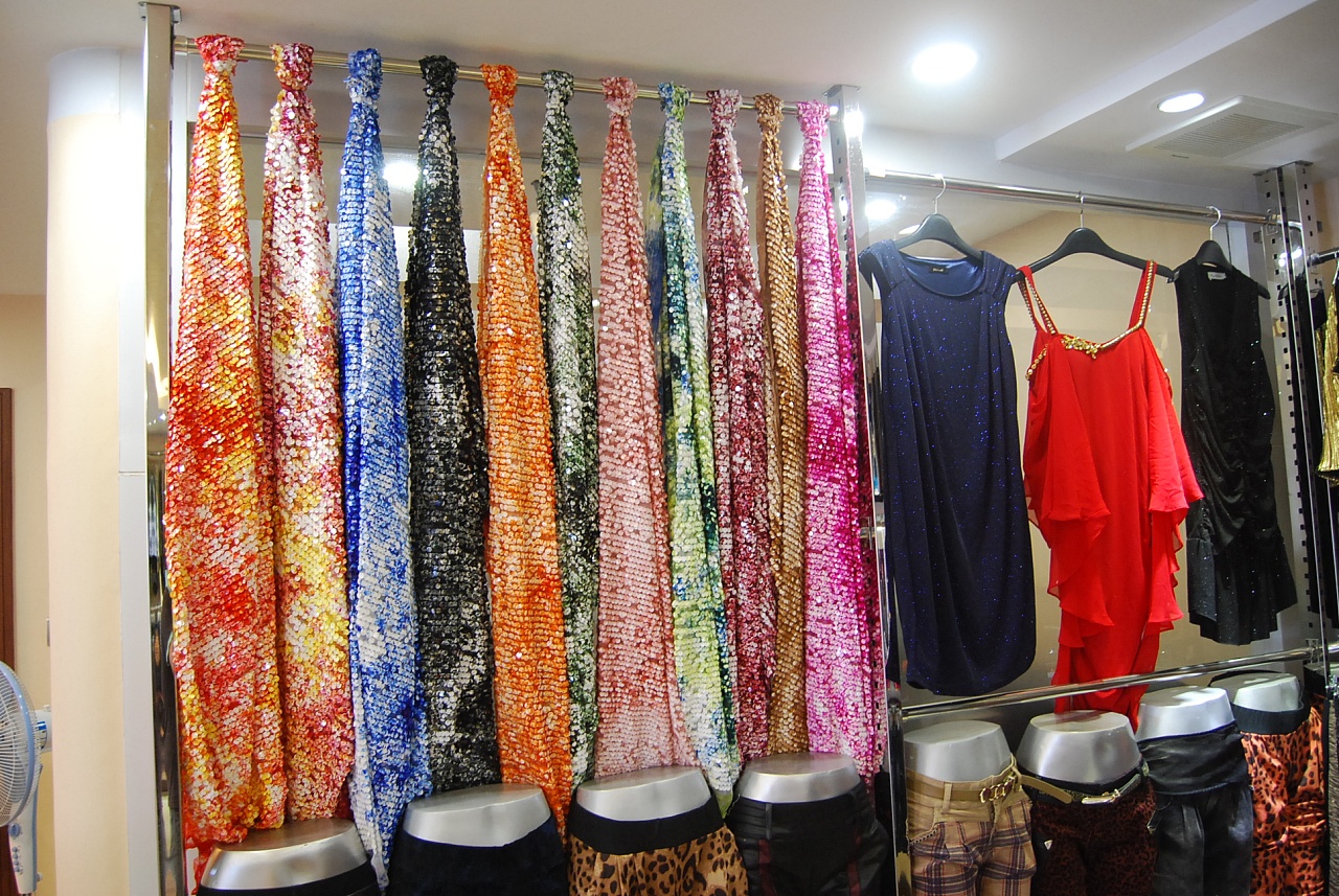 服装面料刷新你的新视角|平面|宣传物料|广德隆 - 原创作品 - 站酷