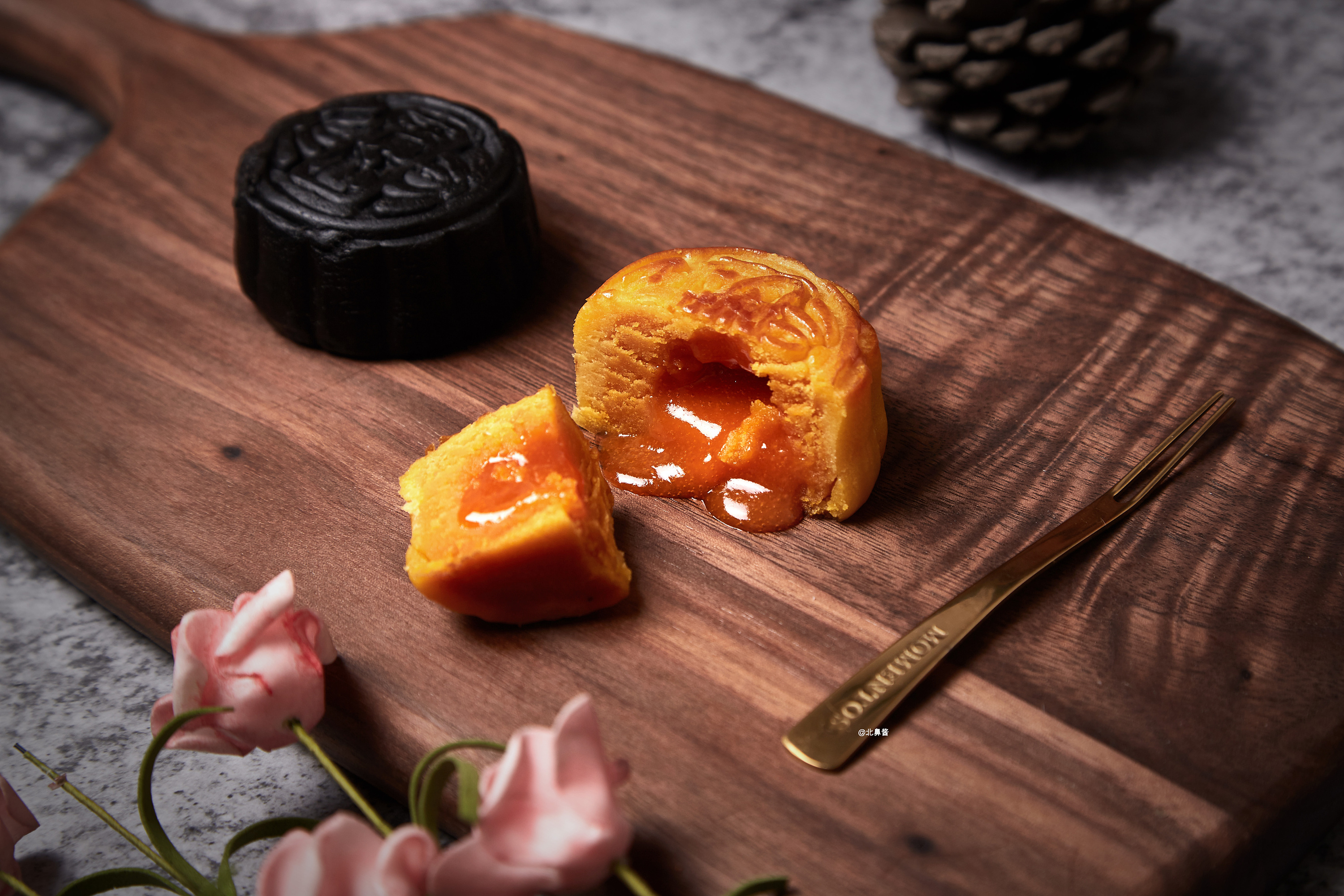 黑金流沙月饼拍摄