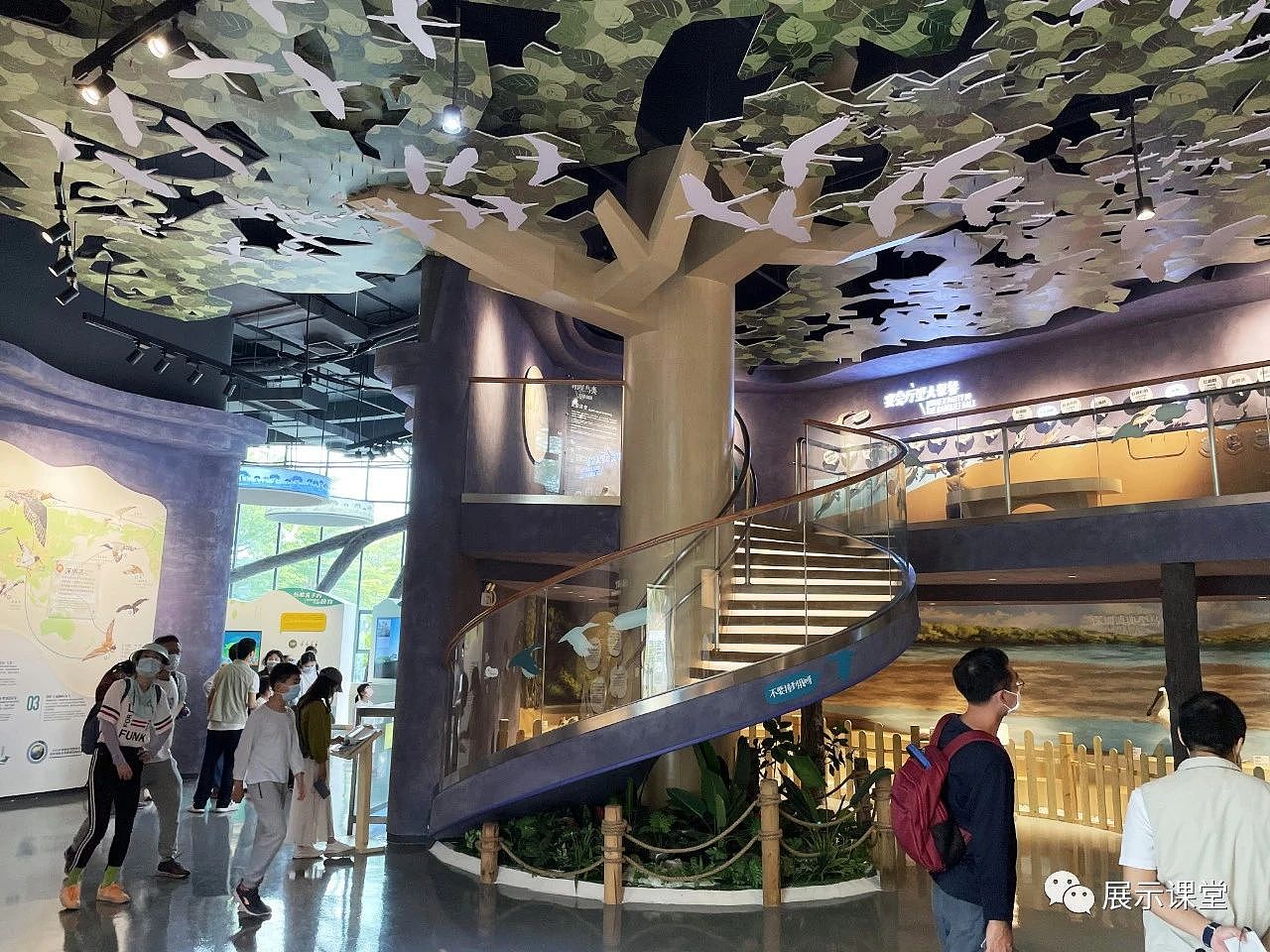 展厅设计/展厅空间设计中色彩如何搭配？（图ZMjg2NTYwOTM2） - 展陈设计 - 站酷设计师展示课堂原创素材 - 站酷ZCOOL