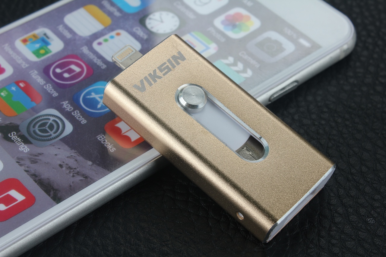 苹果手机优盘五色|摄影|产品|不会拍 - 原创作品 - 站酷 (zcool)