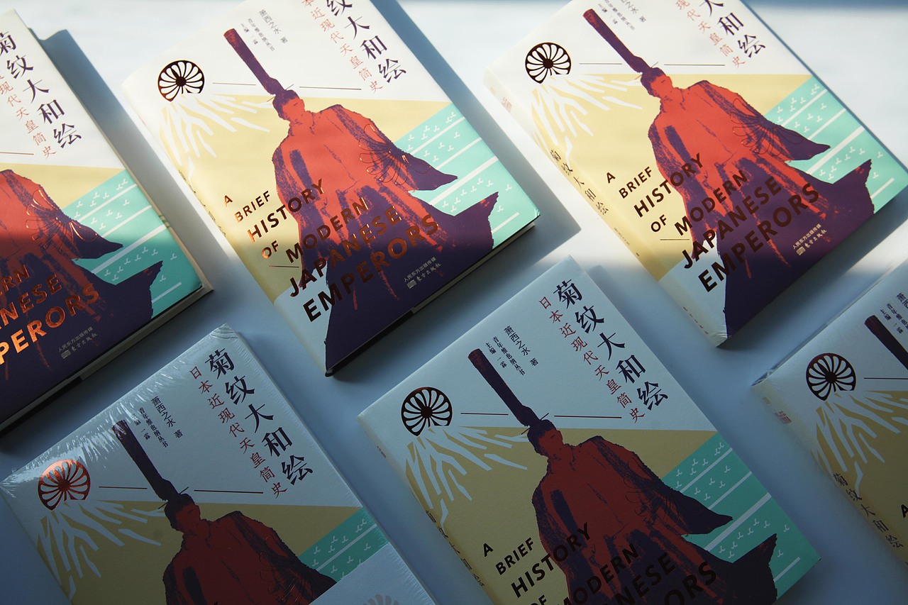 《菊纹大和绘》书籍设计（图ZMjA3ODY0MDIw） - 书籍/画册 - 站酷设计师HoneycombDesign原创素材 - 站酷ZCOOL