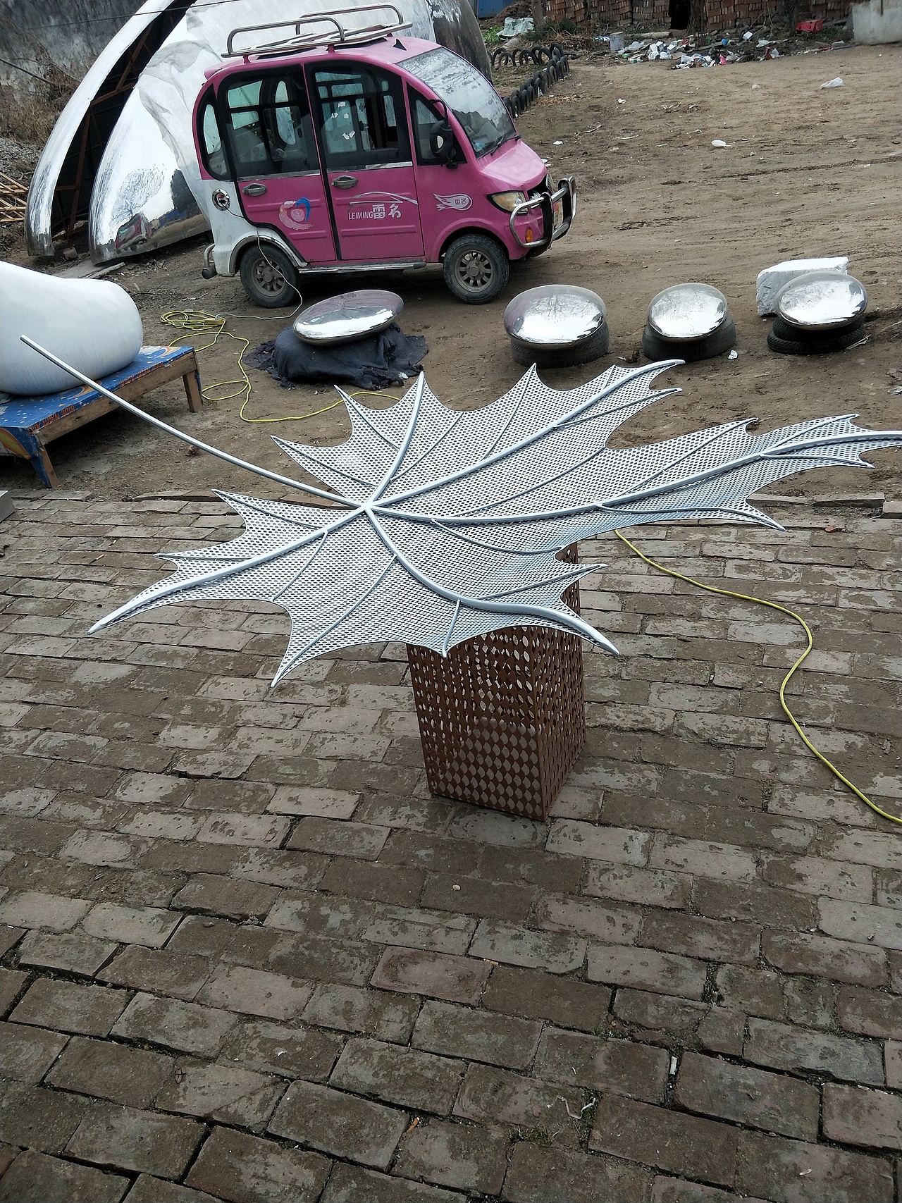 枫叶雕塑（图ZMjQzNzAwMDQw） - 工艺品设计 - 站酷设计师Z16684062原创素材 - 站酷ZCOOL