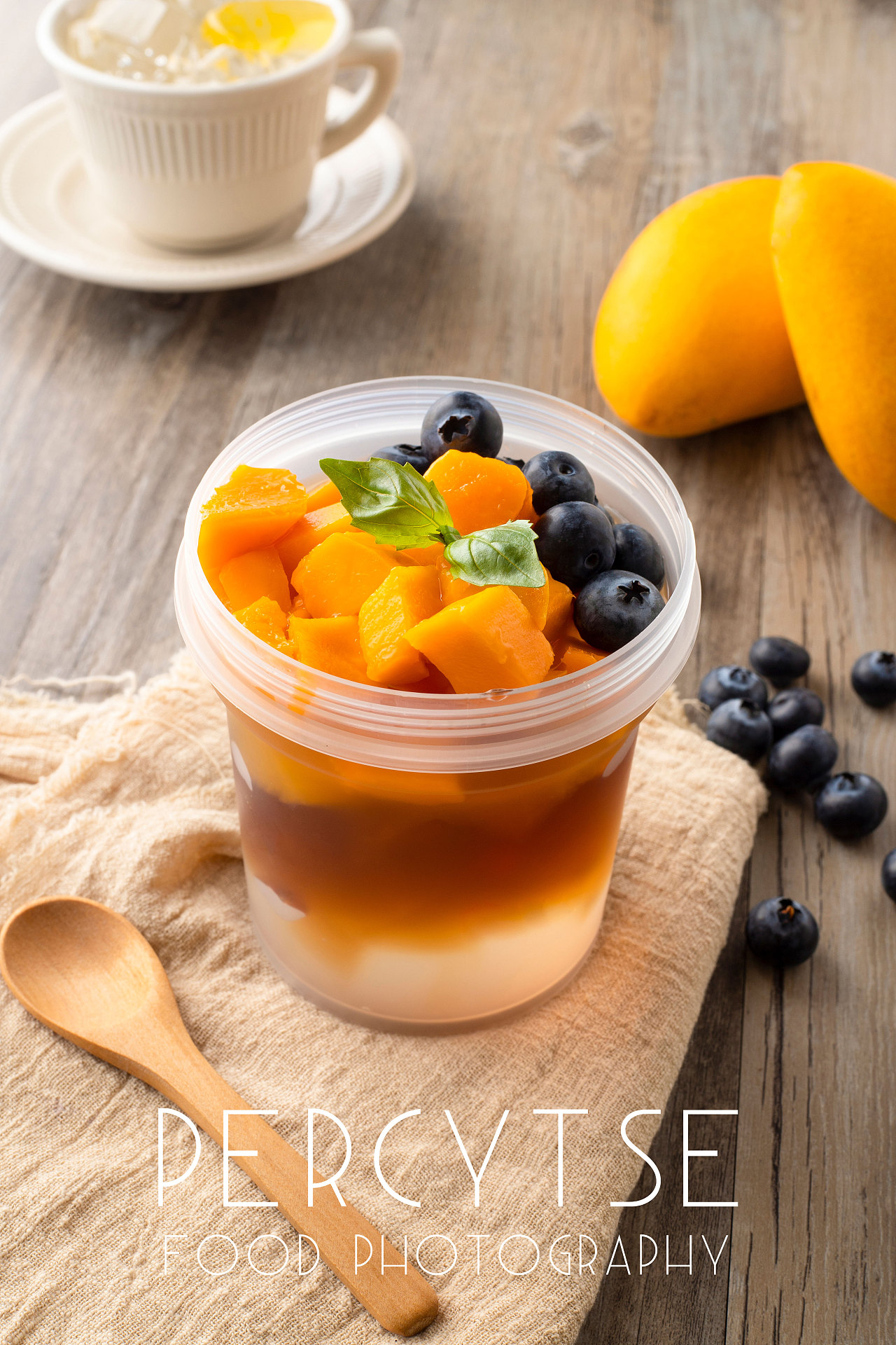 来一口甜甜的冰粉,迎接这个夏天|percy tse美食摄影