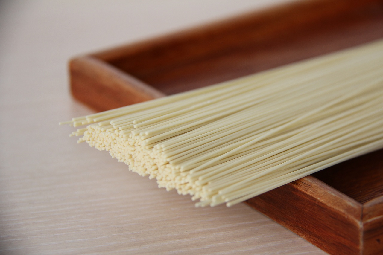 四季面面条随拍|摄影|产品摄影|时隙志 - 原创作品 - 站酷 (zcool)