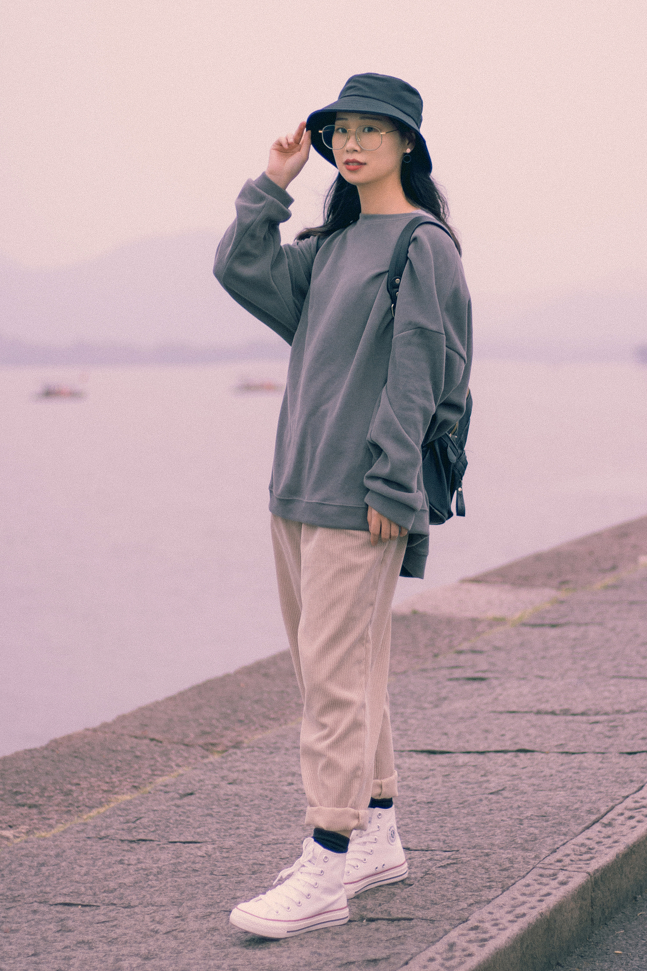 阴天-西湖（图ZMTgwMDgzOTcy） - 人像摄影 - 站酷设计师changingWAN原创素材 - 站酷ZCOOL