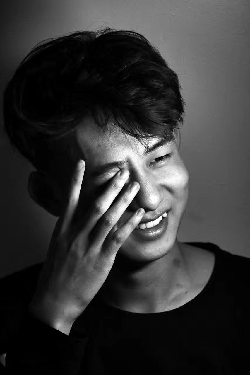 大学宿舍的影棚