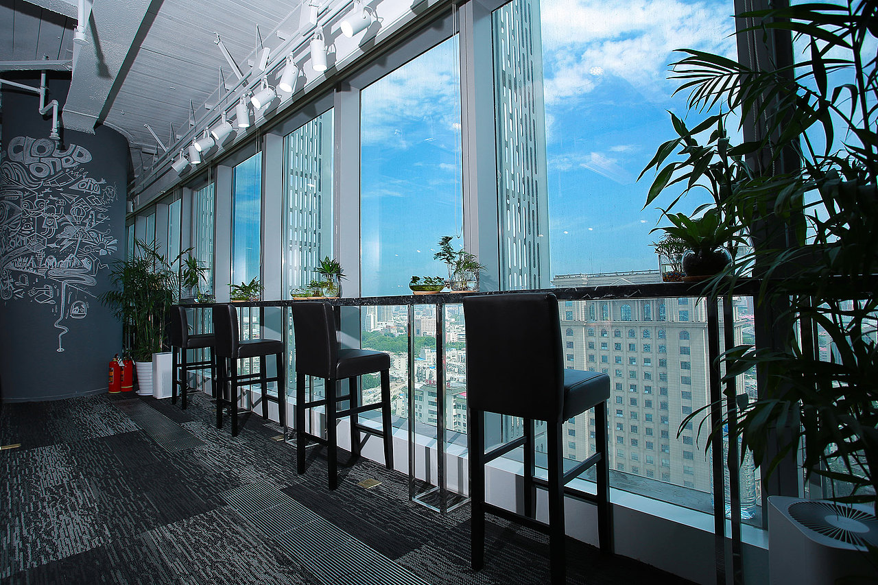 云华互动济南办公室：开放空间里的精致创意（图ZNTIwNzkwMTI=） - 家装设计 - 站酷设计师云华设计原创素材 - 站酷ZCOOL