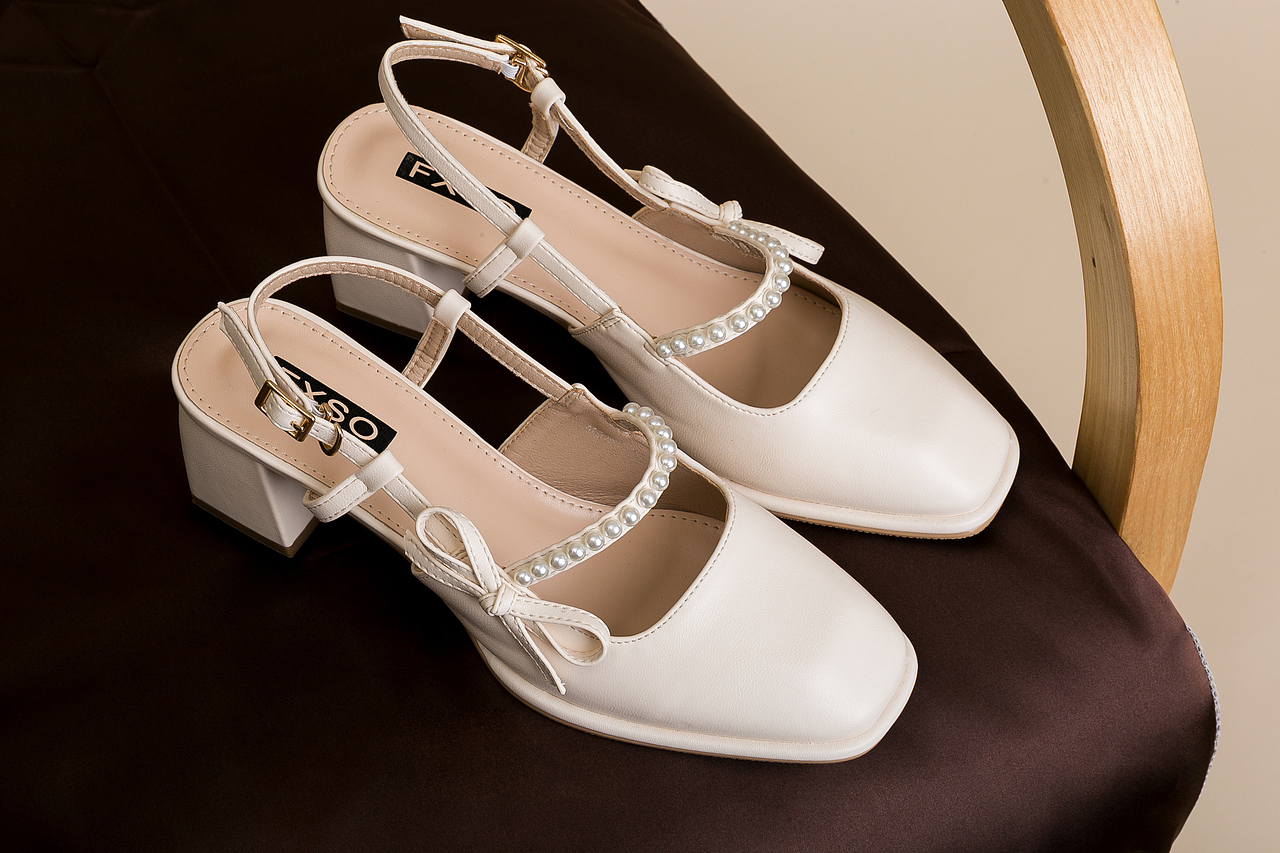 法式低跟鞋子(练习用,不喜勿喷)