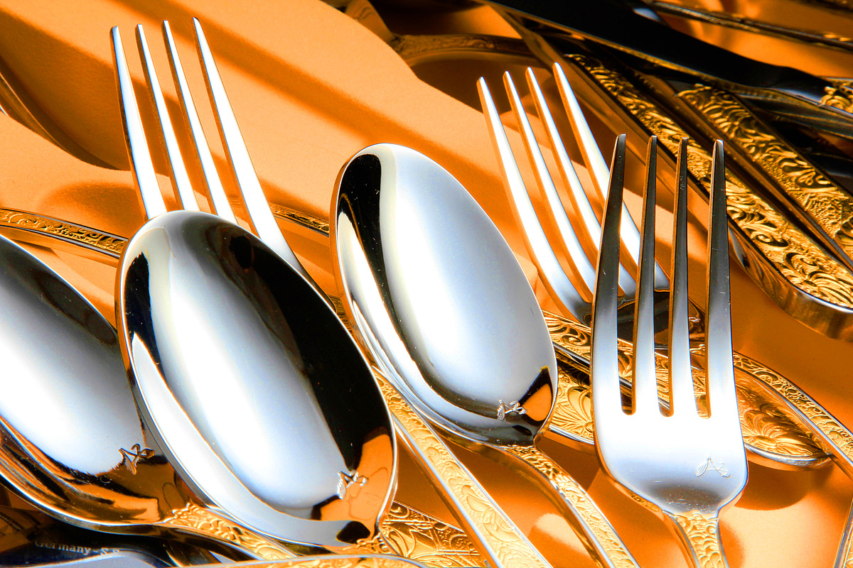 25年专注产品摄影修图,擅长玻璃、金属、皮革、塑料、陶瓷等材质类要求高的产品拍摄,拥有专业设备及不计其数的道具,标准化制
<br>作和服务流程,给您便宜好图。 <br><br> 家居用品拍摄,厨房厨具餐饮具摄影,金属类产品摄影,机器小家电,玻璃高反光产品摄影,食品摄影,皮具摄影,礼品拍摄,电子产<br><br>品、商业广告拍摄<br><br><br>不锈钢类产品属于高难度拍摄类,按张收费<br>