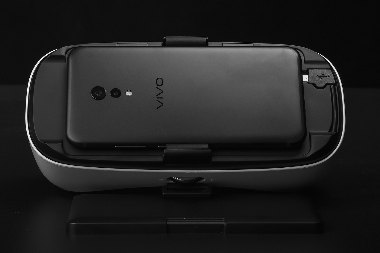 vivo Xplay6磨砂黑图赏