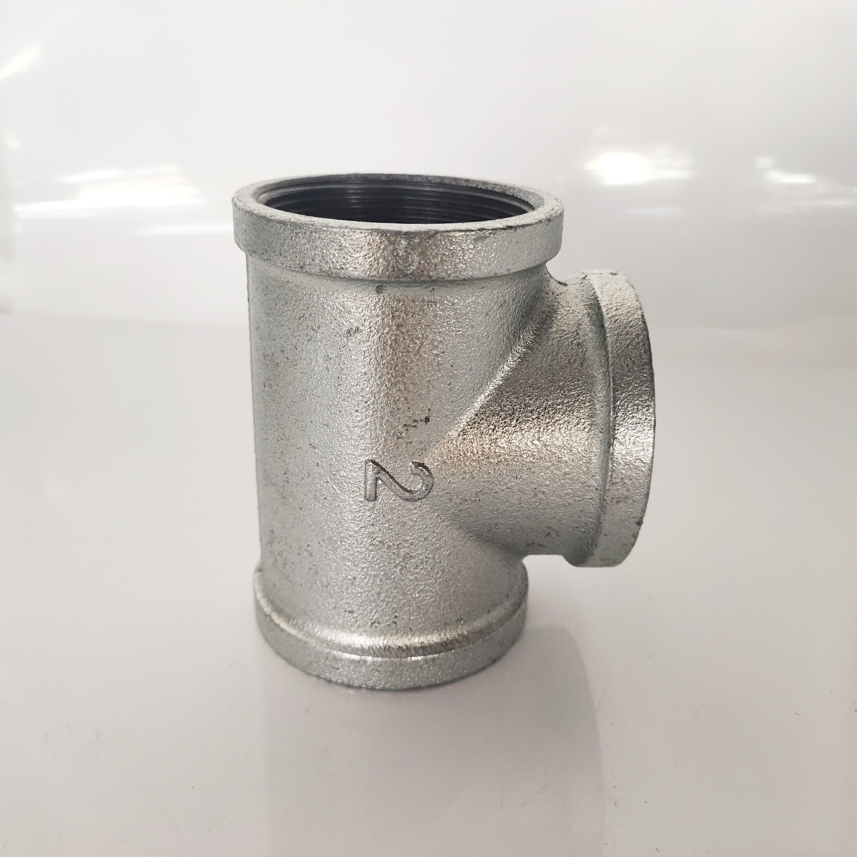 鼎梁玛钢镀锌侧小三通