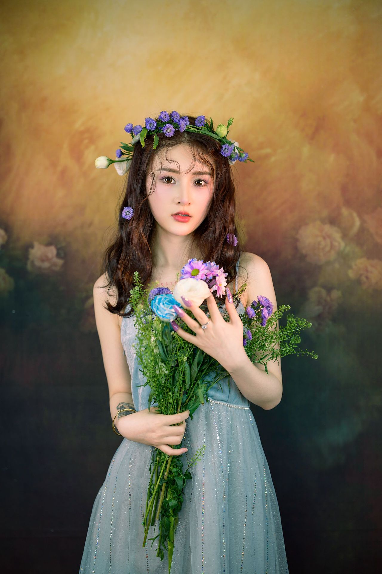 小灵芝（图ZMzI1MDk5NzYw） - 人像摄影 - 站酷设计师Yang山泽原创素材 - 站酷ZCOOL