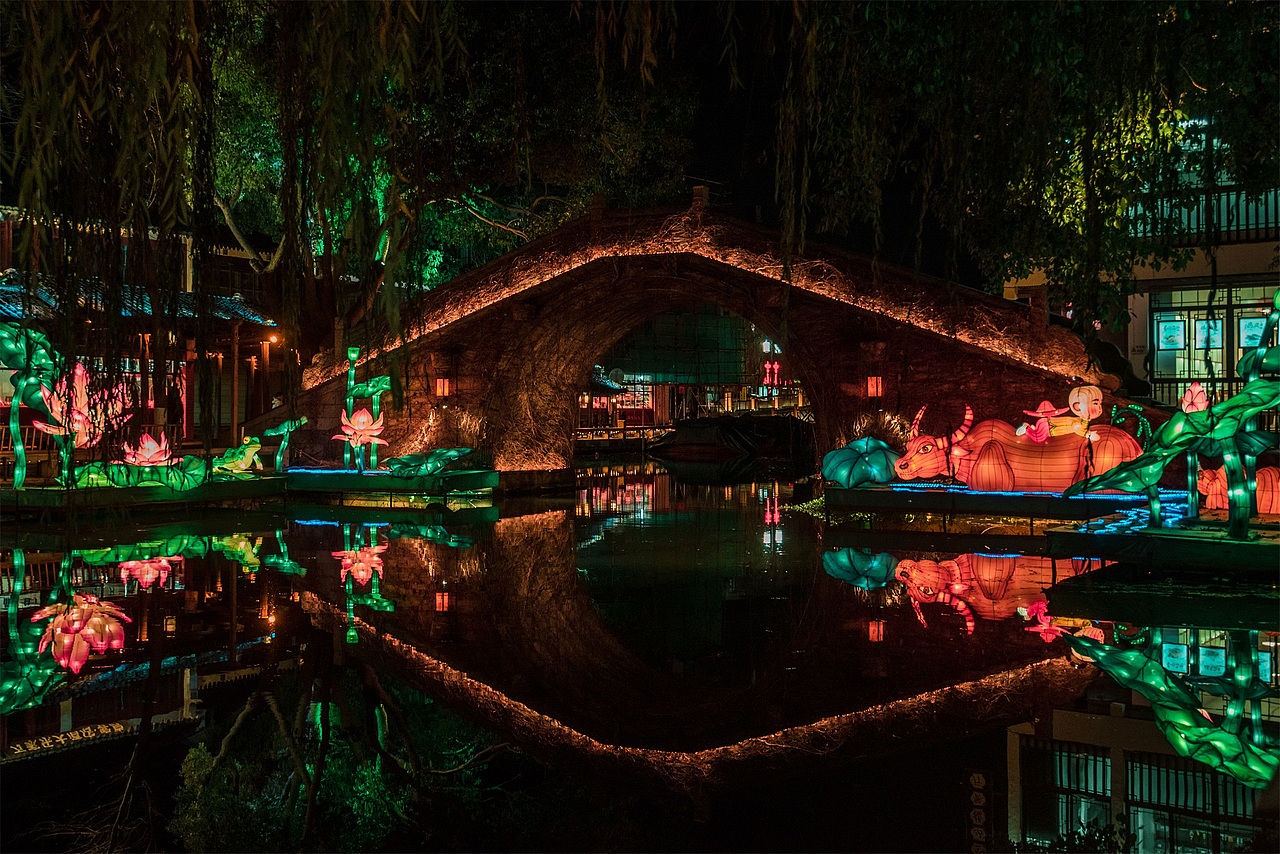 2021周庄古镇夜景