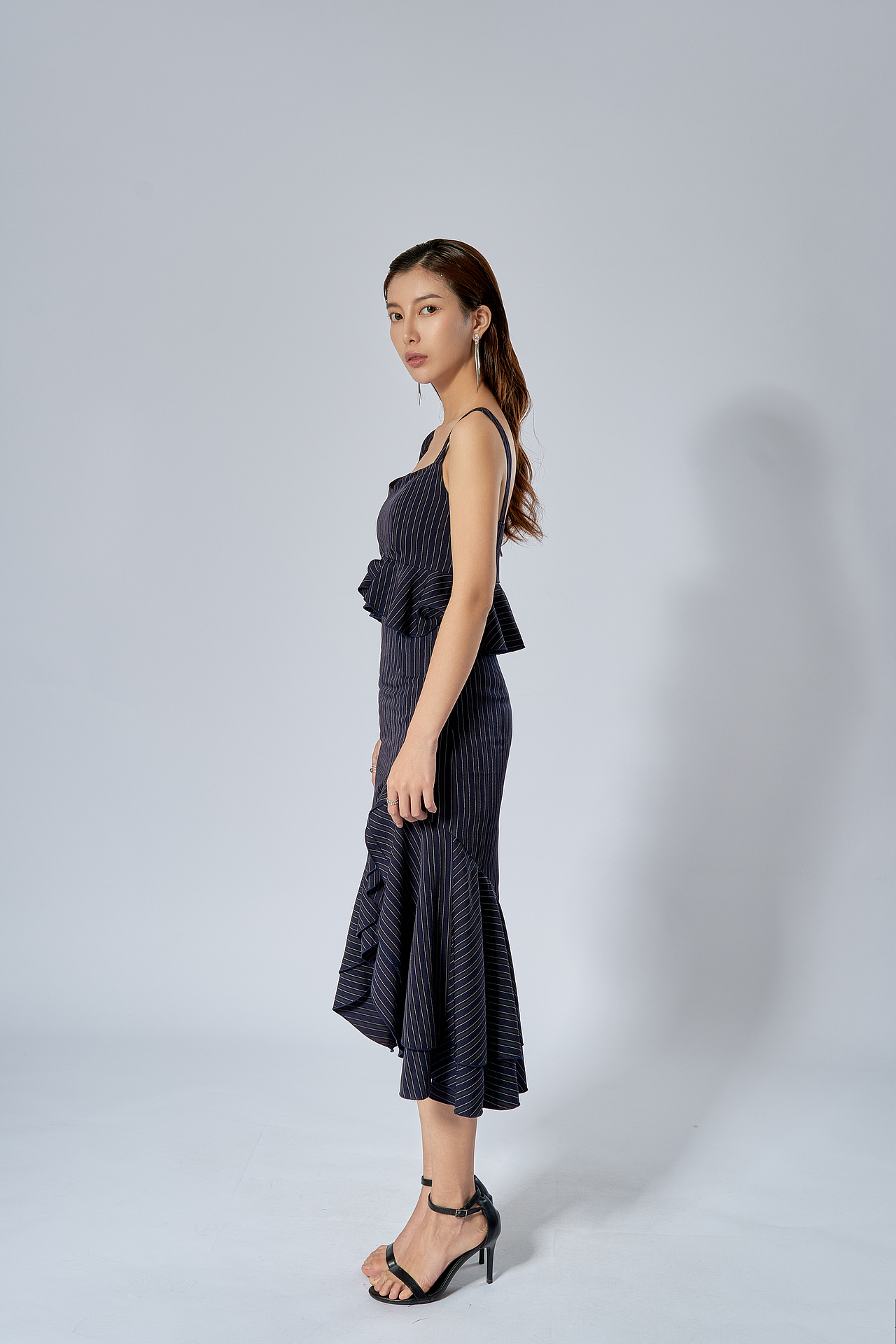 高级感棚拍女装摄影（图ZMjU2NDMzMjI0） - 时尚/艺术摄影 - 站酷设计师醒视觉摄影原创素材 - 站酷ZCOOL