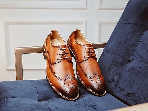 商务皮鞋绅士鞋创意拍摄