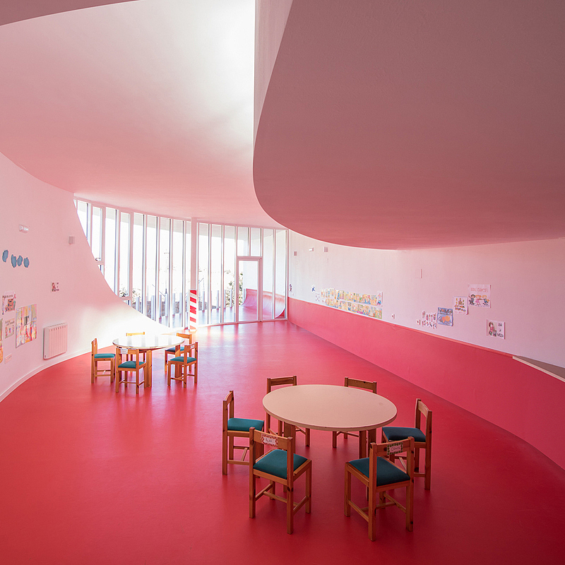 幼儿园装修 选择洛夫特水性多功能树脂