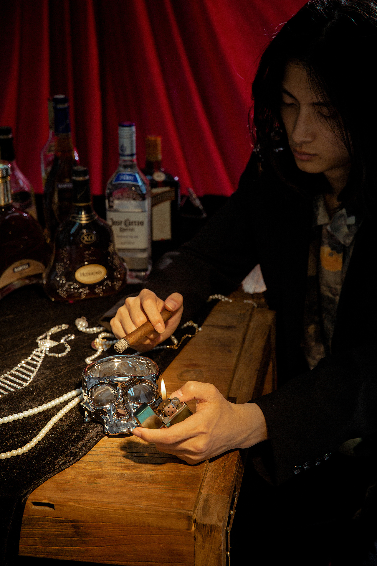 【SKULL】骷髅 暗黑系1300°电镀金属色陶瓷烟灰缸摆件