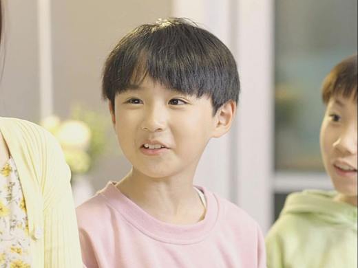 教培行业信息流视频