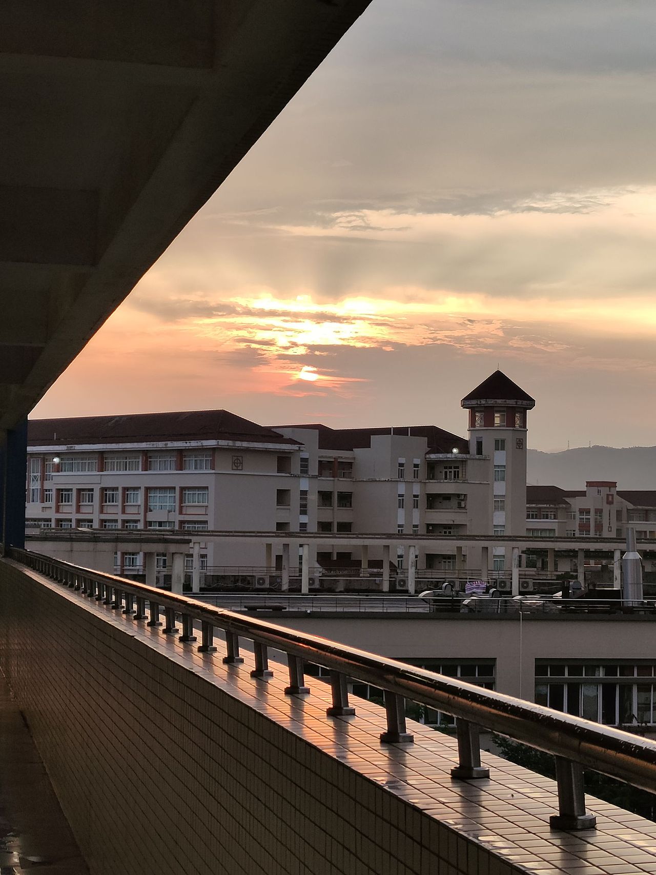 校园美景（图ZMzQ2NDcxOTQ0） - 风光摄影 - 站酷设计师Z677928650原创素材 - 站酷ZCOOL