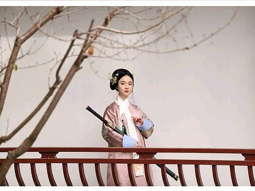 “此去蒙古,我将无我,不负家国。”