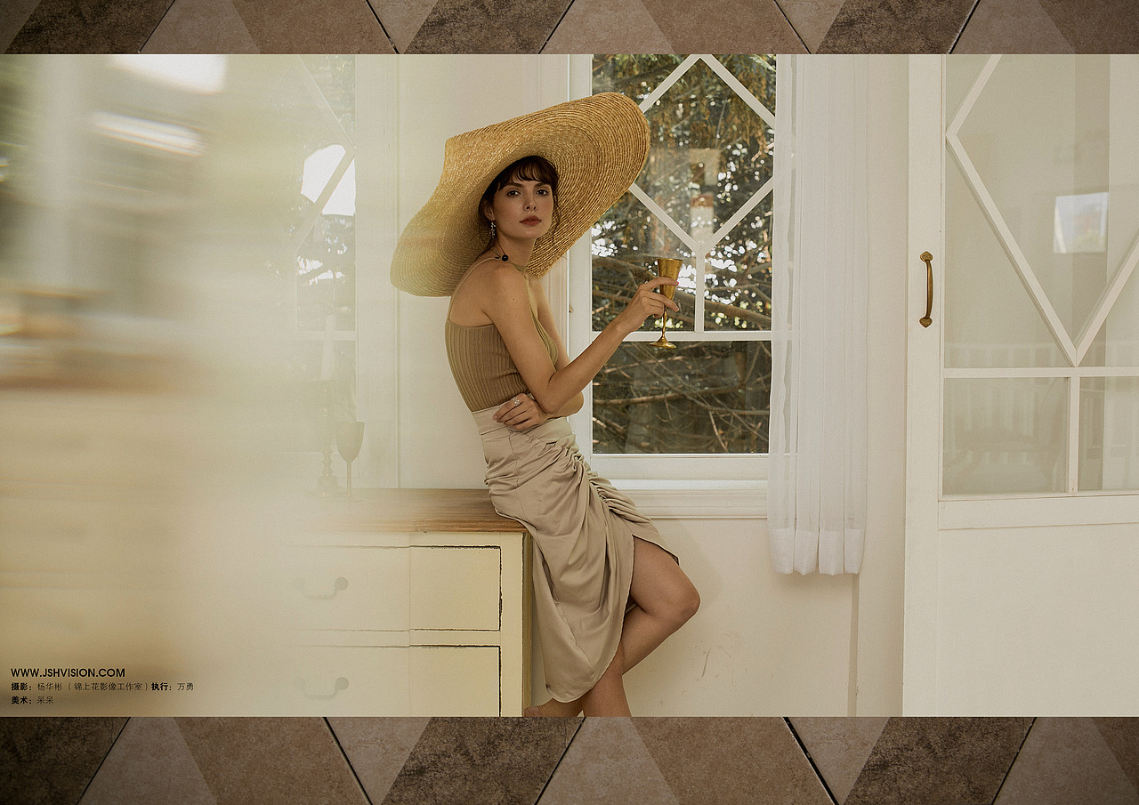 她的南法假期｜PNJewelry（图ZMTI5MTcxMzIw） - 时尚/艺术摄影 - 站酷设计师杨华彬原创素材 - 站酷ZCOOL