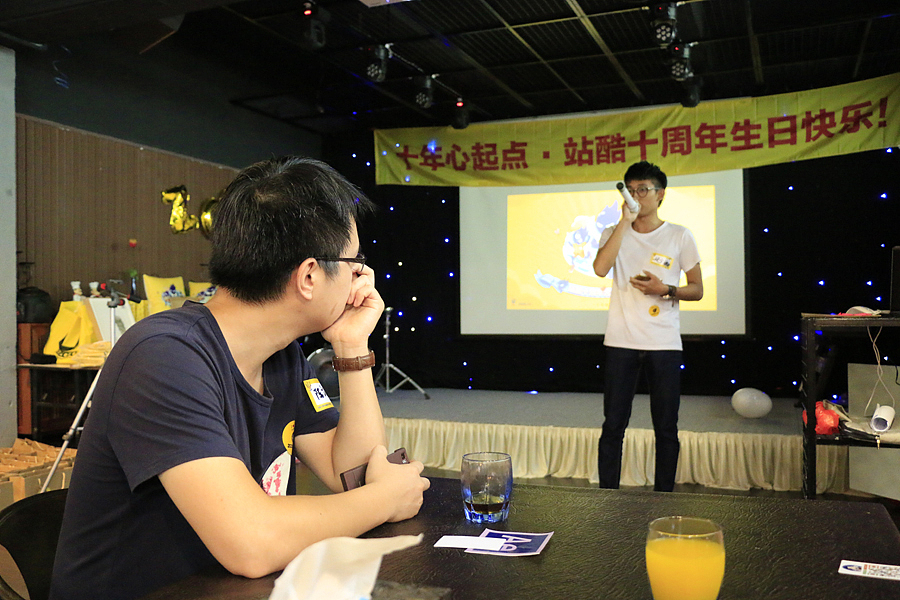 站酷十周年大趴聚会潮汕站(图ZNjI5NDMxODg=) - 人像摄影 - 站酷设计师jweeety原创素材 - 站酷ZCOOL