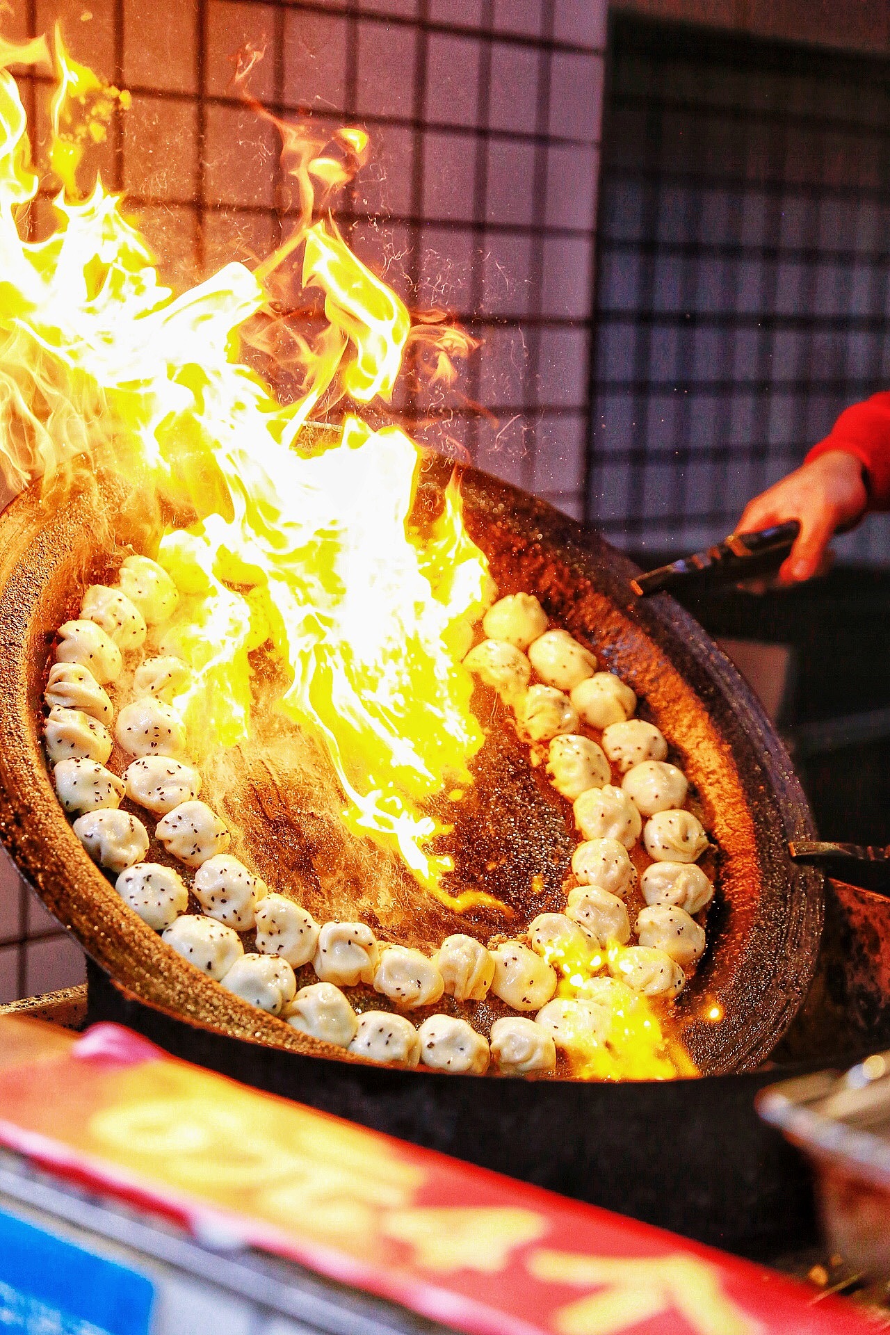 重庆小吃锅贴（图ZMjcxNTE2MTYw） - 人文/纪实摄影 - 站酷设计师九弄原创素材 - 站酷ZCOOL