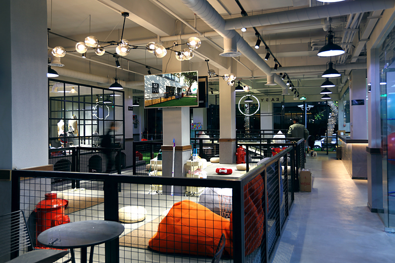 一时间宠物主题餐厅