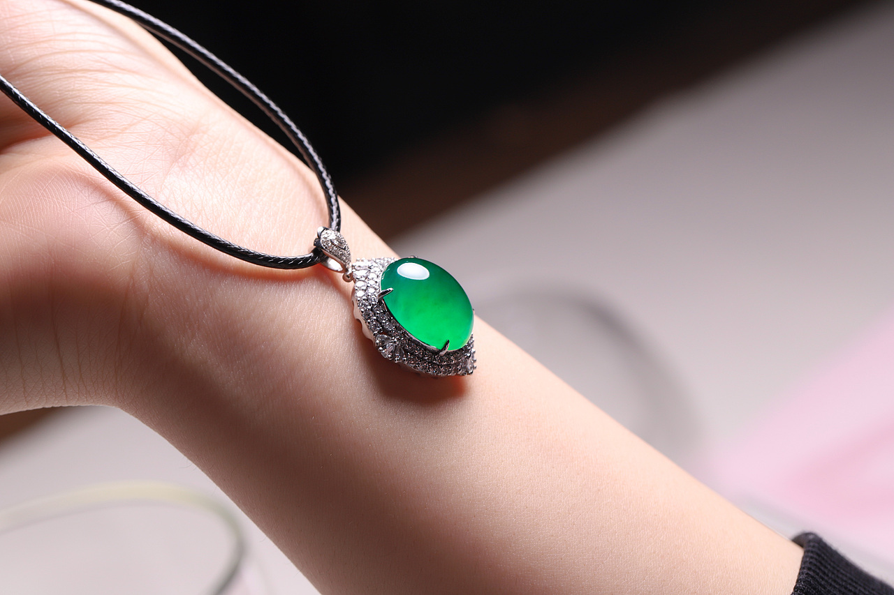 翡翠戒指（图ZMjE3OTQ5NDg0） - 产品摄影 - 站酷设计师影相佬阿杰原创素材 - 站酷ZCOOL