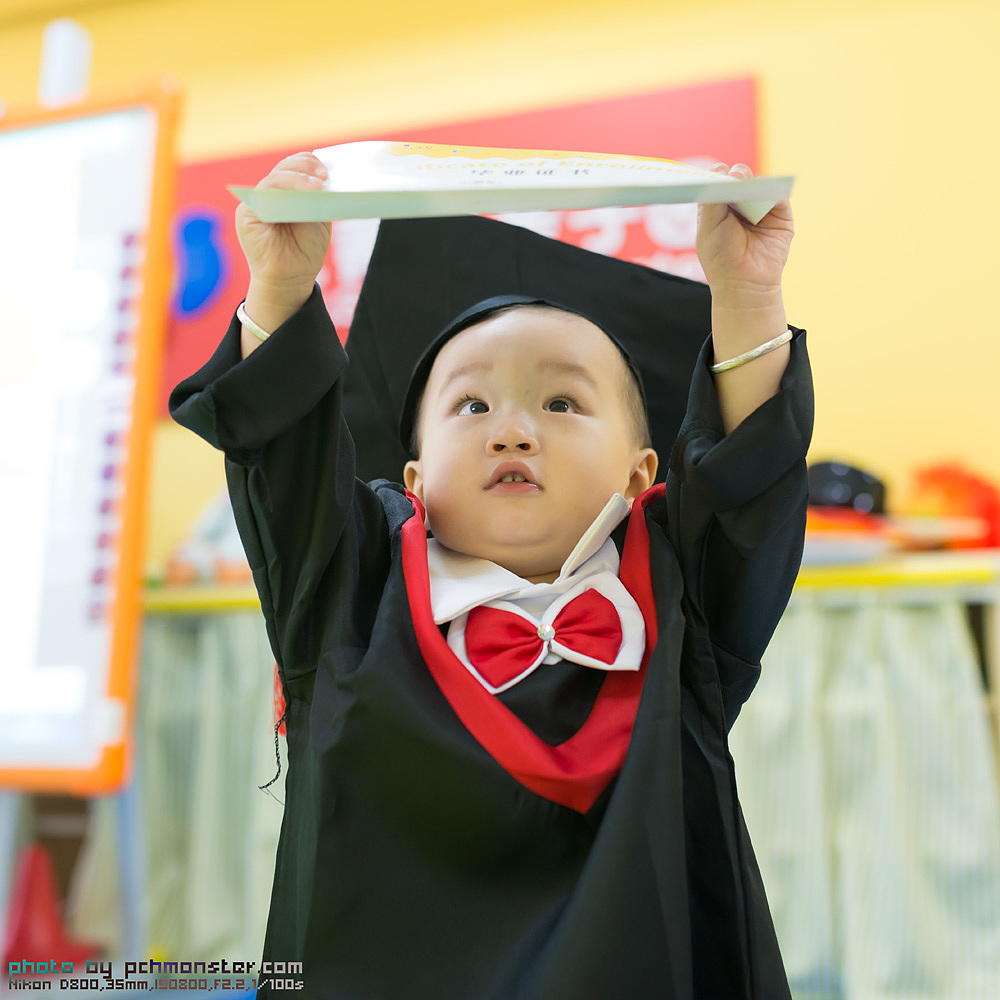 娃娃毕业~（图ZNTkzMzQ2MzY=） - 人像摄影 - 站酷设计师pchmonster原创素材 - 站酷ZCOOL