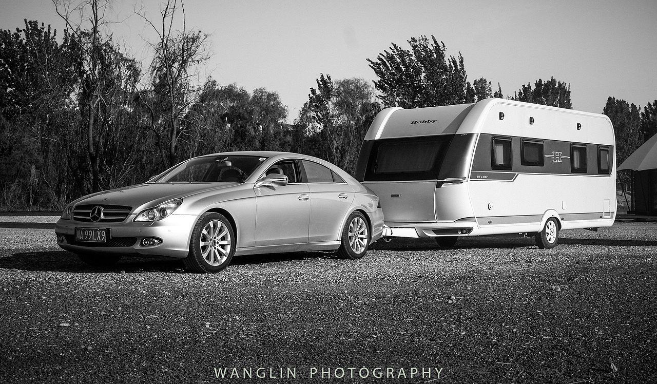 拖着房车去旅行,背着相机看世界!