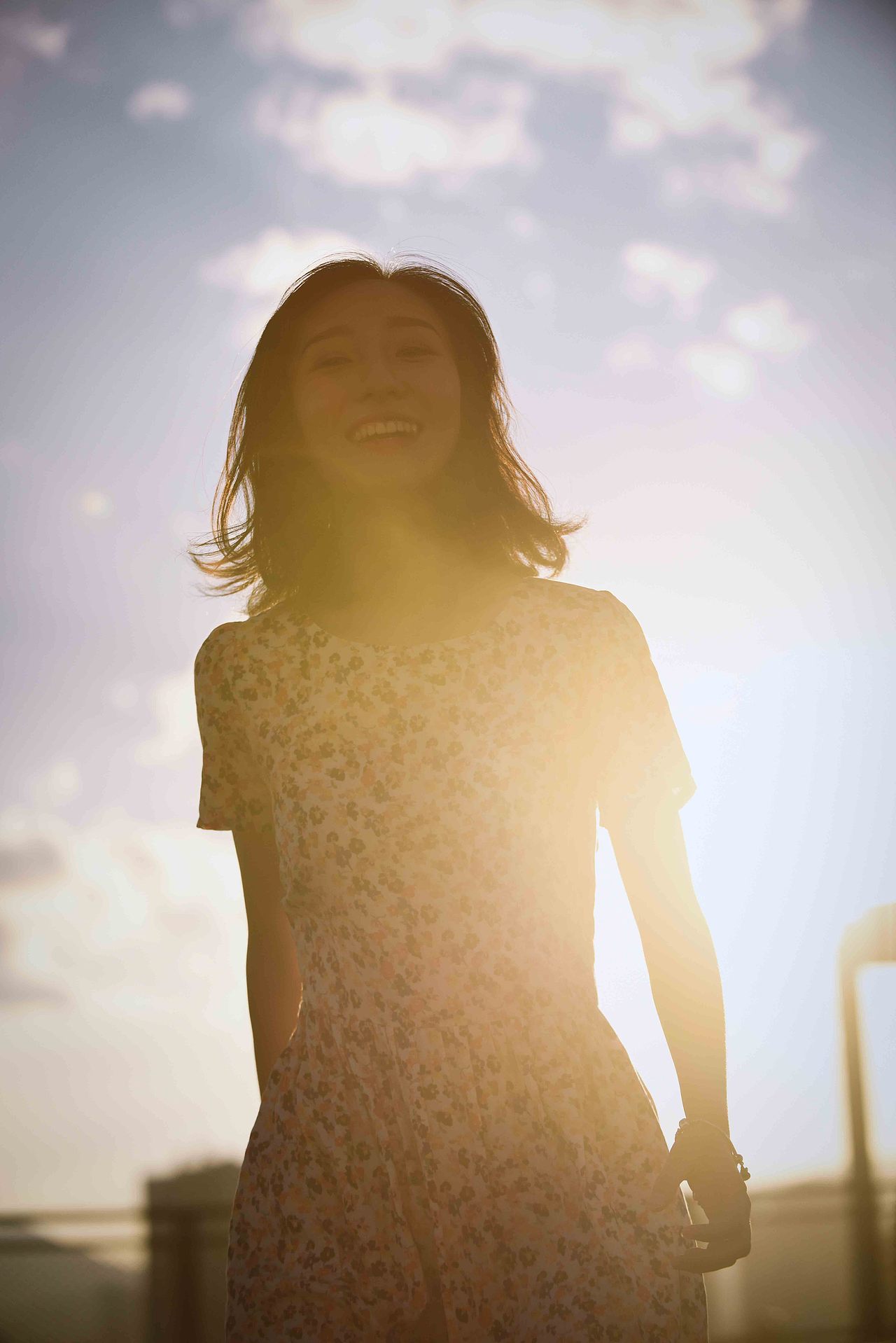 夏末秋初的天台（图ZMTgyMDkzNjUy） - 人像摄影 - 站酷设计师九鲤PHOTO原创素材 - 站酷ZCOOL