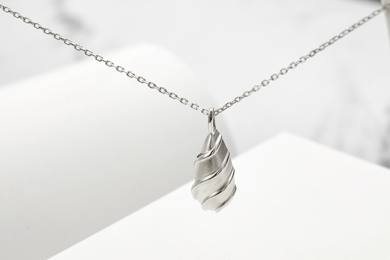 GEN金屬飾品小場(chǎng)景拍攝//21007（圖ZMjY5ODQxNjU2） - 產(chǎn)品攝影 - 站酷設(shè)計(jì)師一成文化原創(chuàng)素材 - 站酷ZCOOL