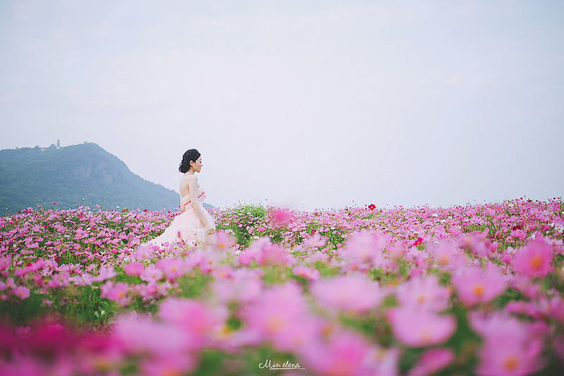 挽起彩虹的衣裳，追寻花朵的天堂（图ZODc0MzU2NDA=） - 人像摄影 - 站酷设计师敏elena原创素材 - 站酷ZCOOL