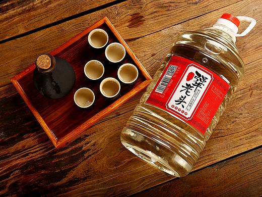 犟老头酱香型桶装白酒