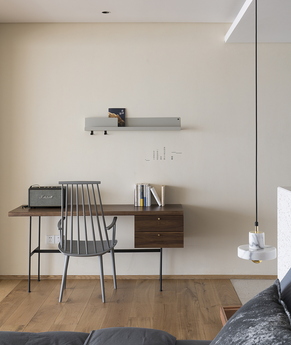 凝望海面,才知道空间本身就是一种媒介!