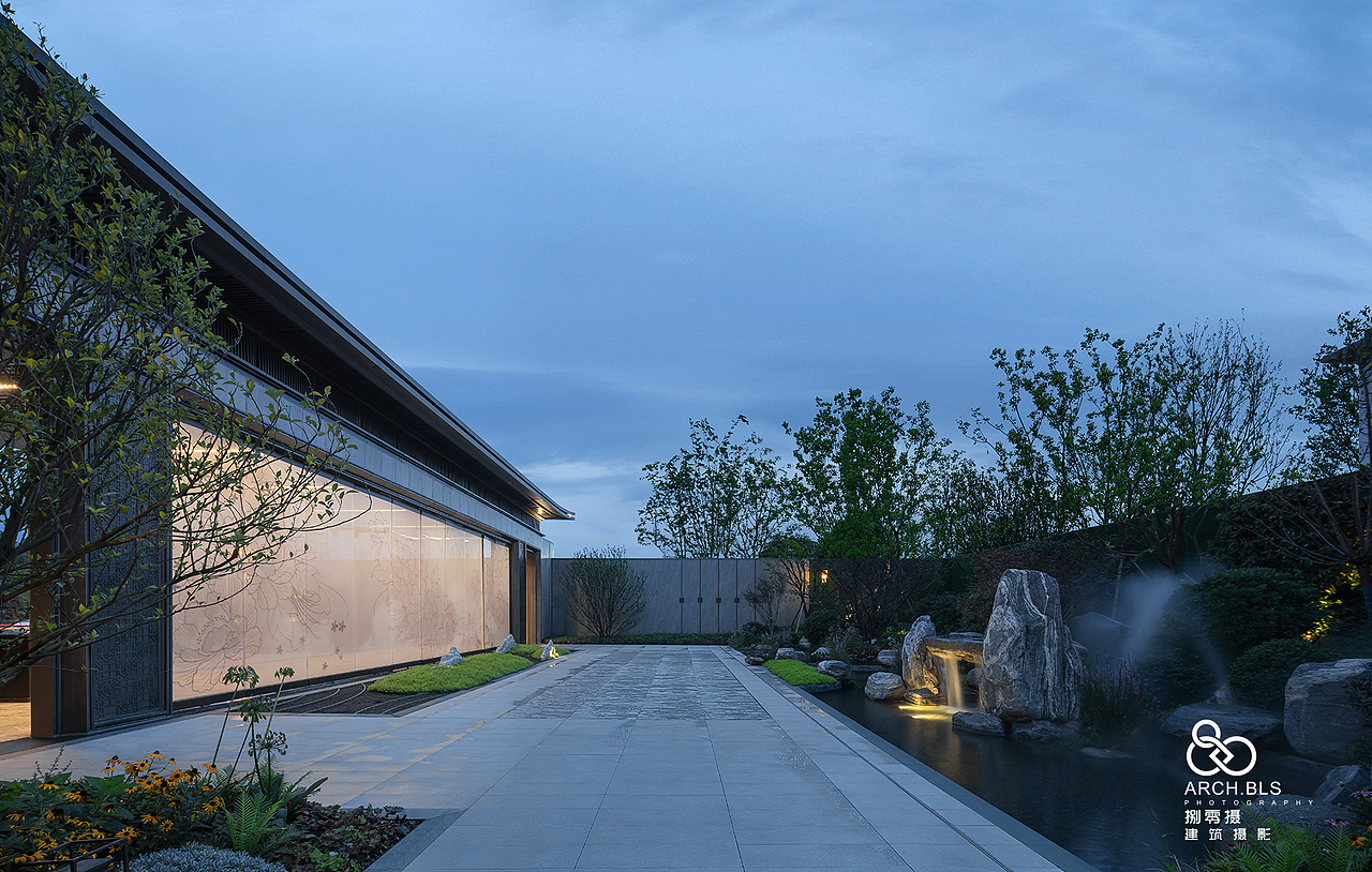 成都彭州弘阳营销中心景观实景