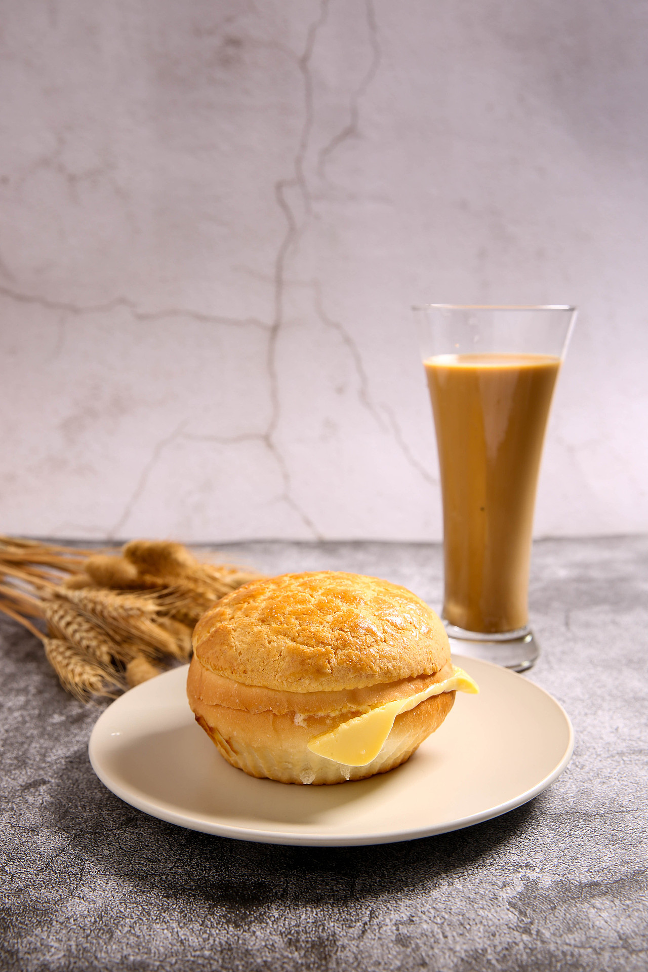 廣東味道|港式菠蘿包（圖ZMTY0MTEyODg4） - 產(chǎn)品攝影 - 站酷設(shè)計(jì)師瞳里世界原創(chuàng)素材 - 站酷ZCOOL