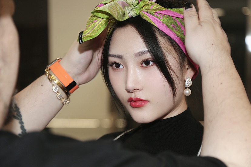 外拍（图ZMzQxOTM5ODM2） - 人像摄影 - 站酷设计师摄影师晨光原创素材 - 站酷ZCOOL