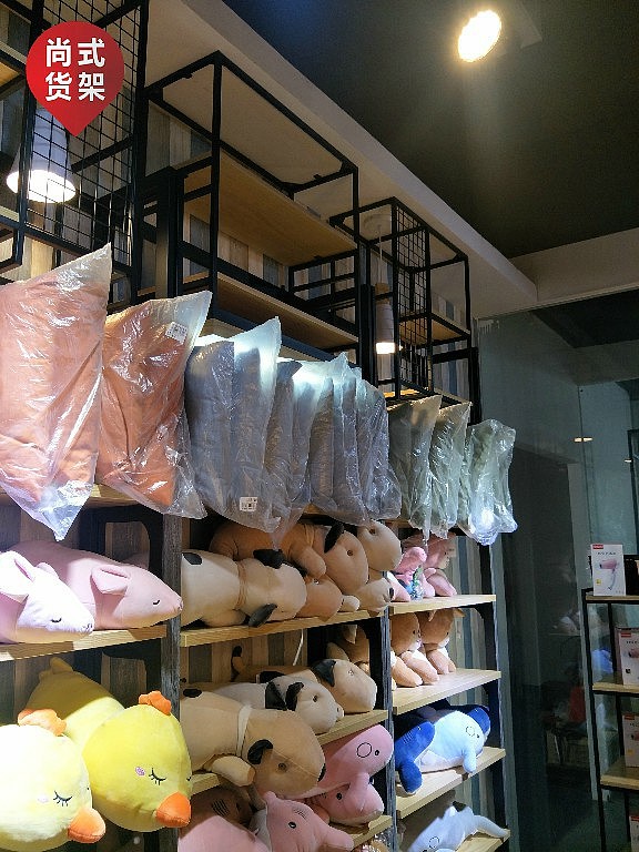 服装实体店铺货架DM女装落地架以纯背柜货架设计厂家