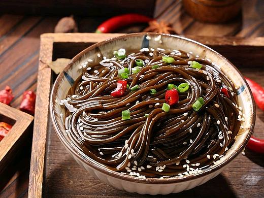 蕨根粉红薯粉拍摄案例