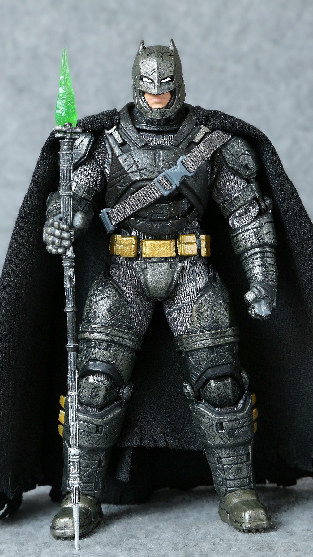 mezco 重装蝙蝠侠