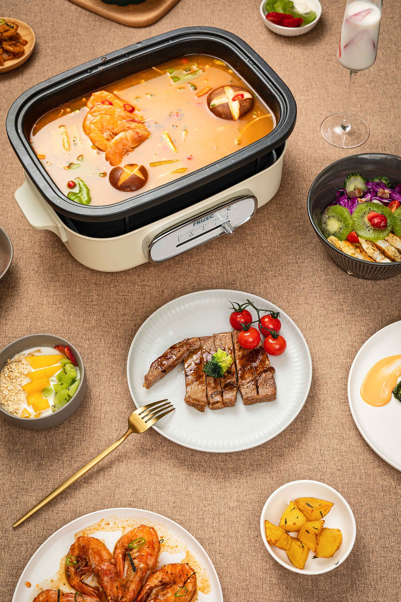 Frilec-料理机（图ZMjM2MDcwMTA4） - 产品摄影 - 站酷设计师香山郭老狗丶原创素材 - 站酷ZCOOL