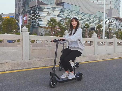 滑板车