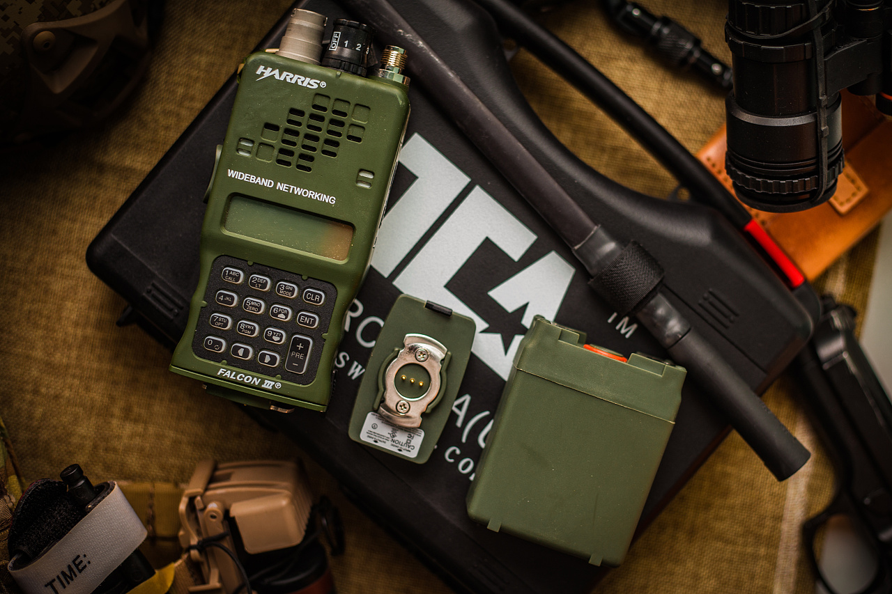 tca prc152a战术通讯电台