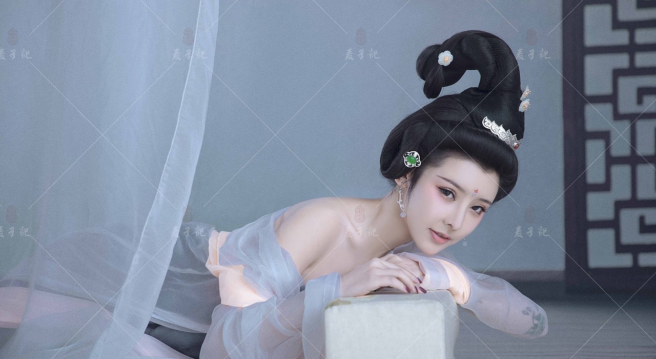 芙蓉帐（图ZMjI5NDE2NzE2） - 人像摄影 - 站酷设计师麦子记原创素材 - 站酷ZCOOL