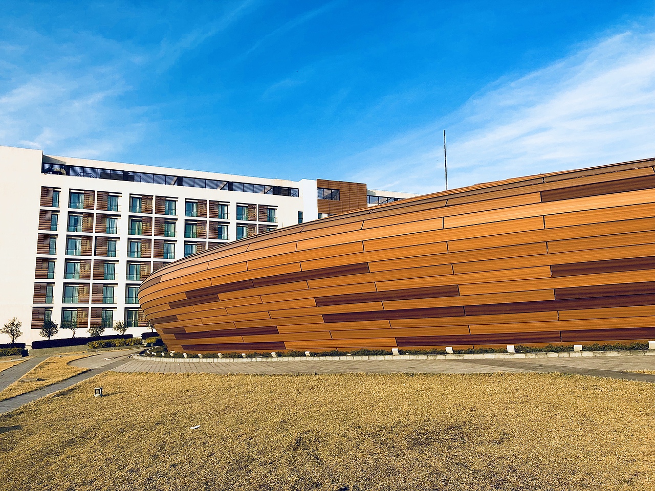 冬阳下的汕头大学