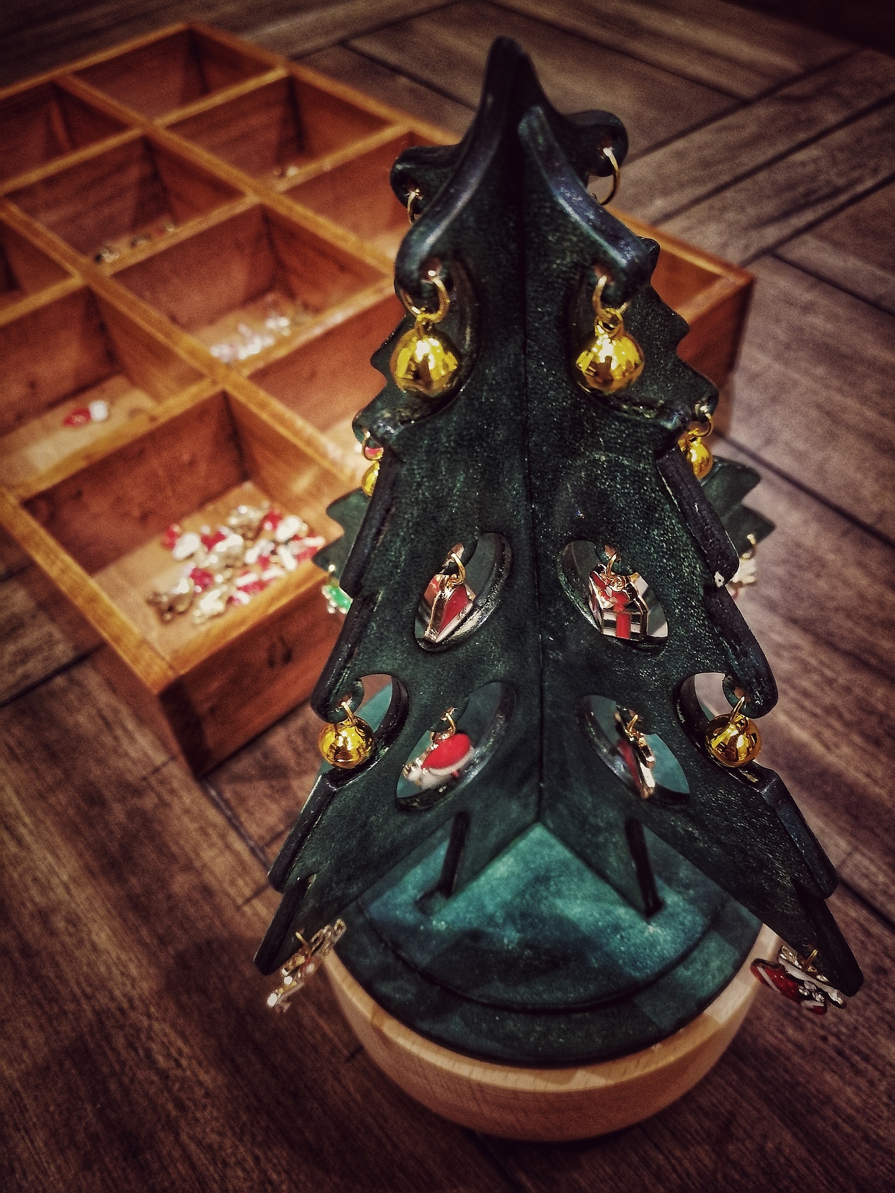 手工圣诞树礼物—“美奇圣诞树”（图ZMjgyNzIzNjE2） - 工艺品设计 - 站酷设计师礼遇营造社原创素材 - 站酷ZCOOL