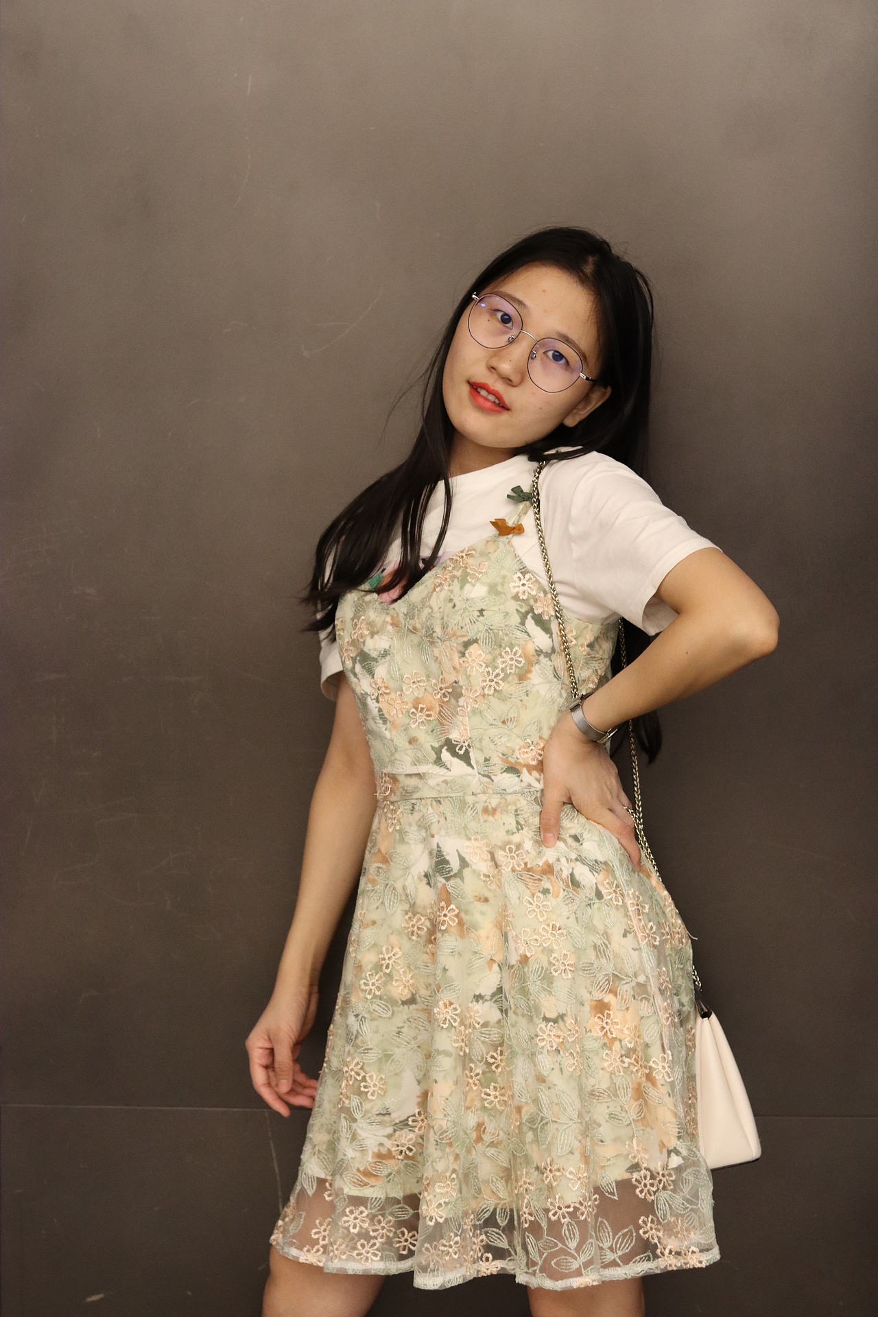 能让你变得孩子气的人,都特别温柔。